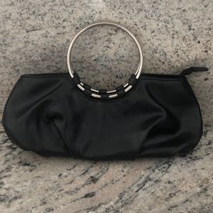 White House Black market clutch